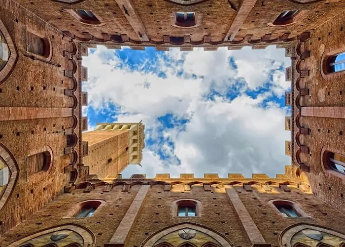 Modern & Strategic Апартаменти *